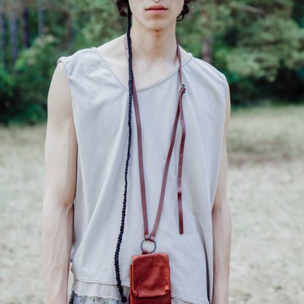 Colpax Double-Strapped Leather Mobile Bag – Minimal Crossbody Phone Holder